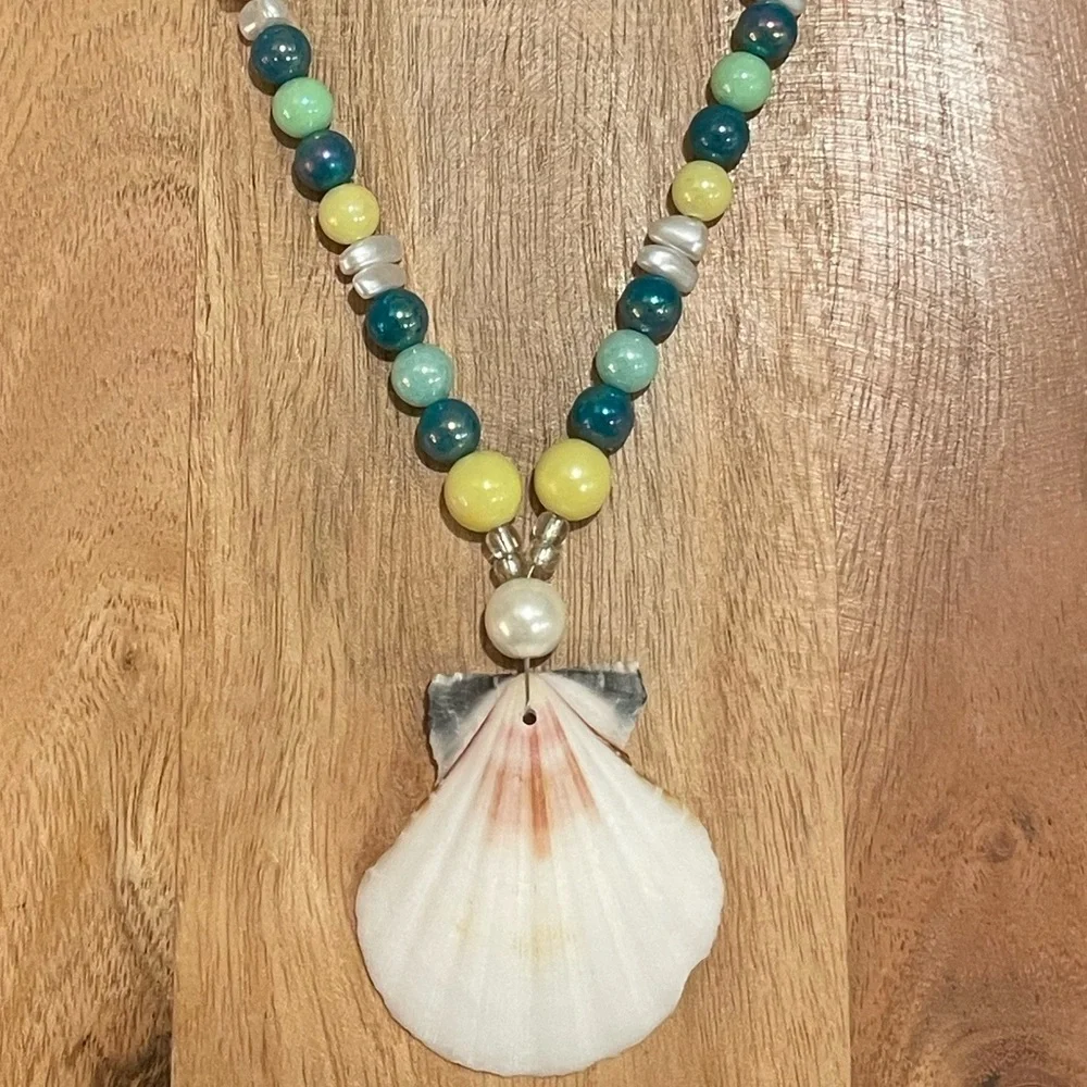 Seashell beaded pearl beach necklace nantucket yellow blue surfer‎ girl toggle